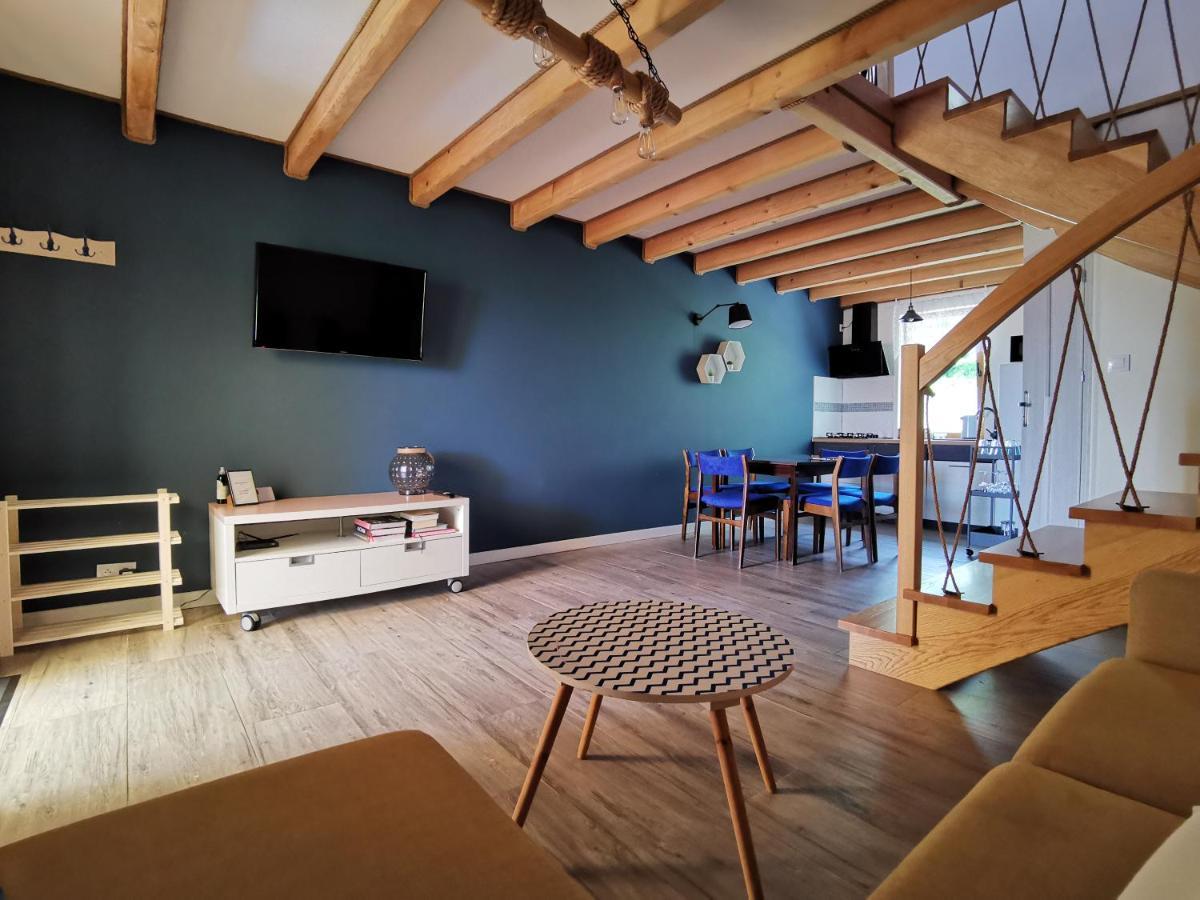 Bieszczadzki Hals - Dom Blizniak Apartment โปลันชิกค์ ภายนอก รูปภาพ