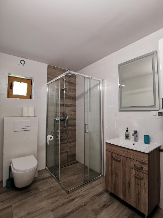 Bieszczadzki Hals - Dom Blizniak Apartment โปลันชิกค์ ภายนอก รูปภาพ